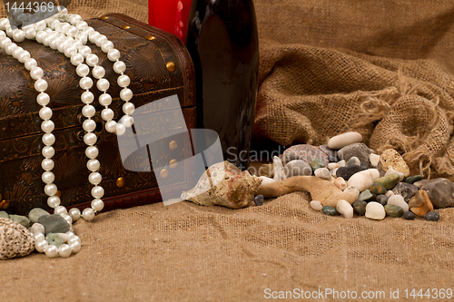 Image of sea pearls and stones