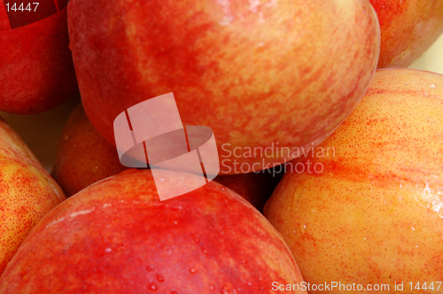 Image of peaches