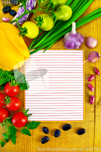 Image of Notepad with vegetables and beans