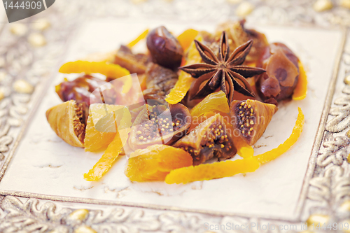 Image of dried fruits