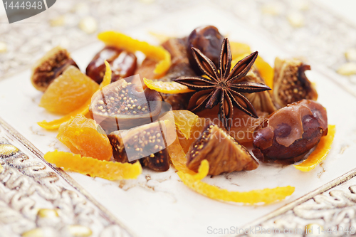 Image of dried fruits