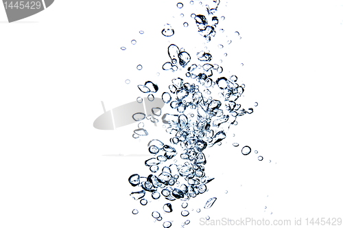 Image of air bubbles in water