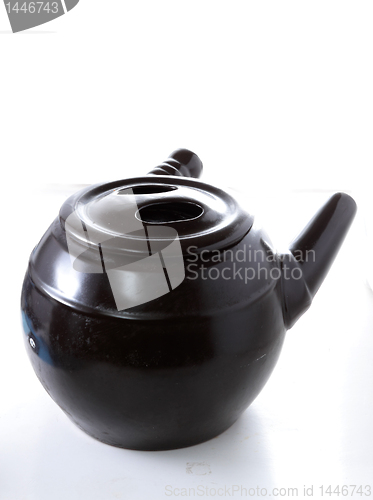 Image of tradition medication claypot in china