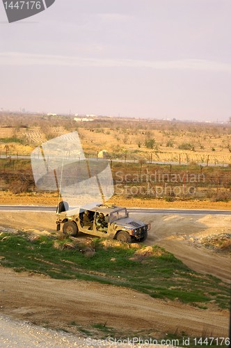 Image of Israel army jeep near gaza border