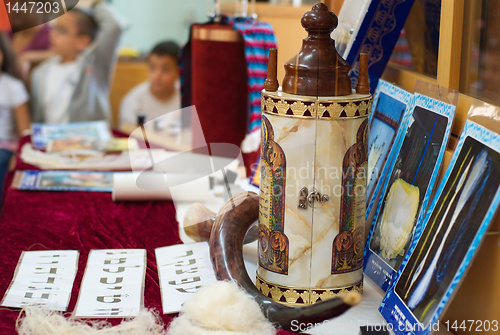 Image of Torah scrolls