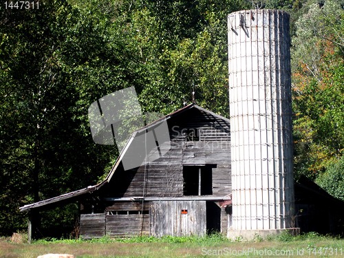 Image of Old barn with winding country road