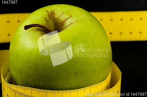 Image of Healthy food with a yellow meter