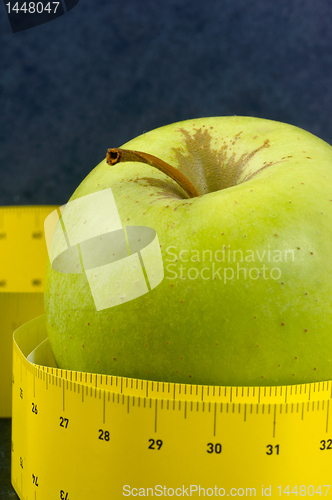 Image of Healthy food with a yellow meter