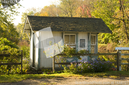 Image of Bridge Tenders Station on the D&R Canal in New Jersey