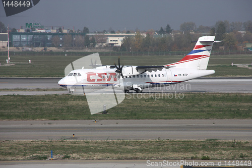 Image of Regional aircraft - ATR