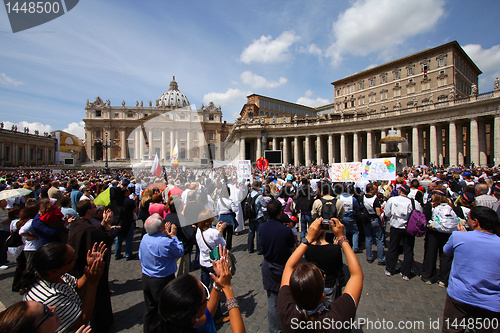 Image of Vatican pilgrims