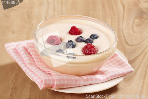 Image of yogurt with fresh berries