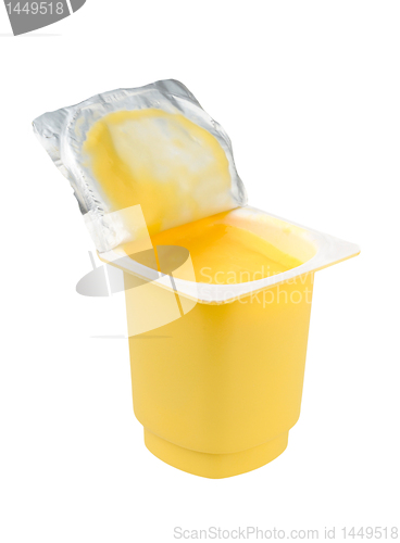 Image of vanilla yogurt in a yellow plastic cup