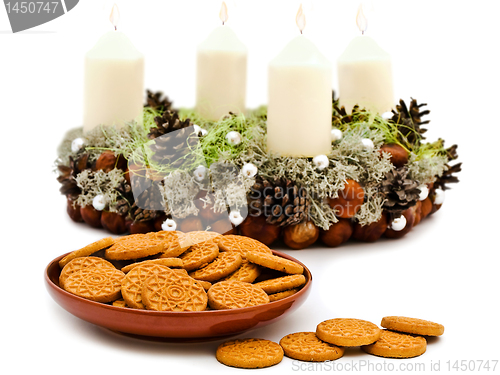 Image of Christmas garland with cookies