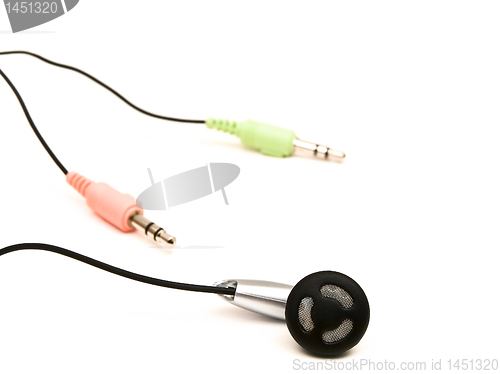 Image of earphone and jackplugs 