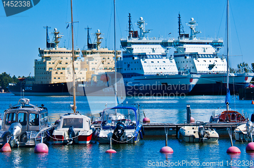 Image of Icebreaker of Helsinki