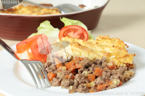 Image of Shepherds pie with serving dish
