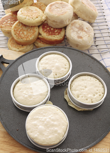 Image of Baking crumpets on a griddle