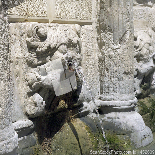 Image of Rimondi fountain detail