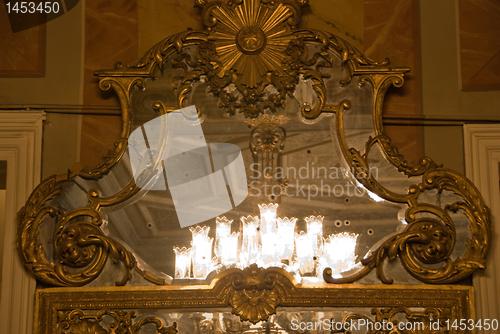Image of Chandelier in the Main Entrance Hall - Mirror reflections