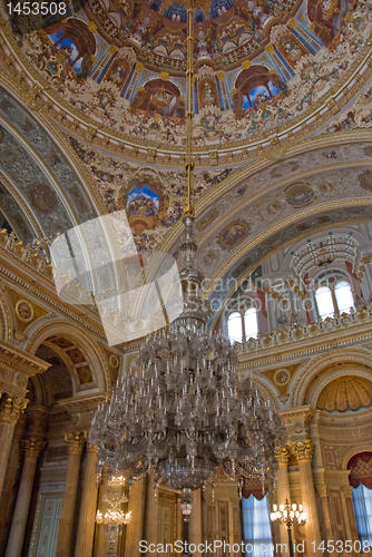 Image of The Chandelier in the Main Hall of Dolmabahche Palace