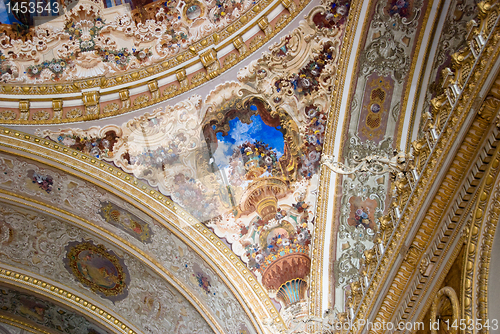 Image of Ceiling decoration in the main Hall - Dolma Bahche