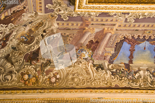 Image of Corner Wall decoration - Dolma bahche Palace