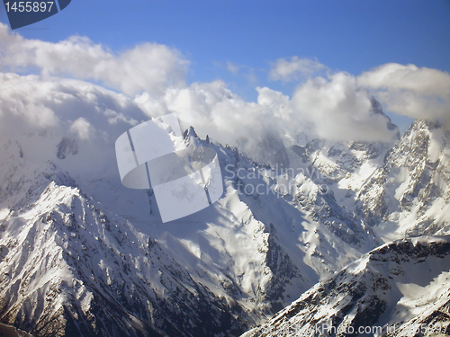 Image of Mountains in clouds.