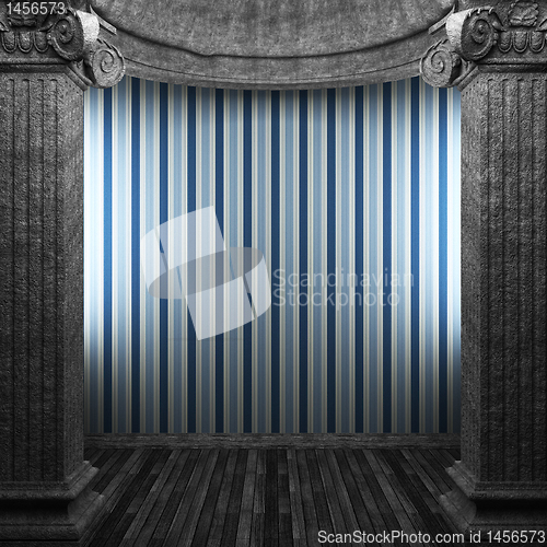 Image of stone columns and wallpaper