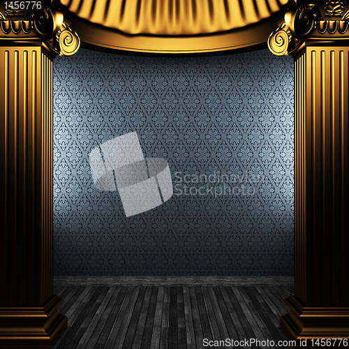 Image of bronze columns and wallpaper