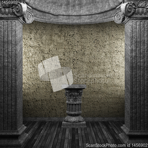 Image of stone columns and pedestal