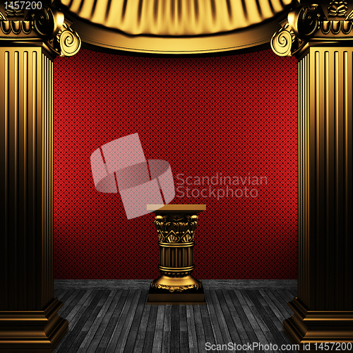 Image of bronze columns, pedestal and wallpaper