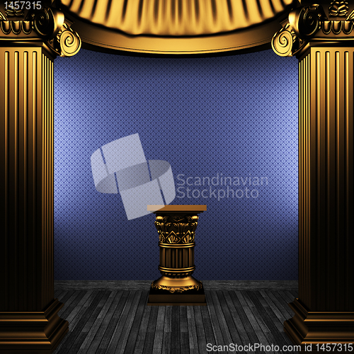 Image of bronze columns, pedestal and wallpaper