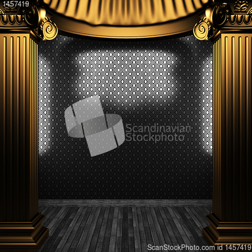 Image of bronze columns and wallpaper