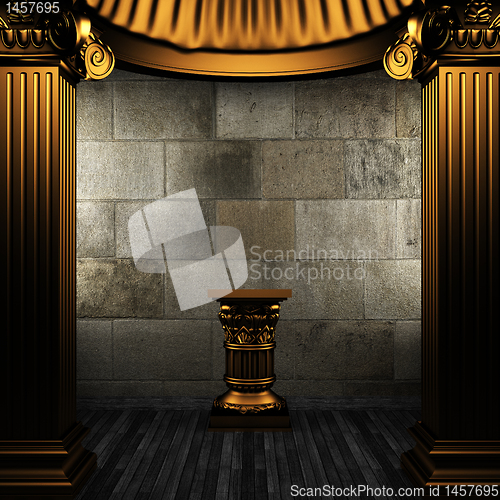 Image of bronze columns and pedestal