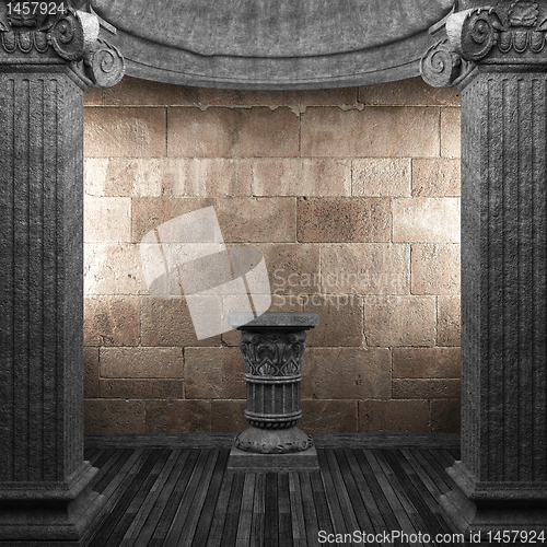 Image of stone columns and pedestal