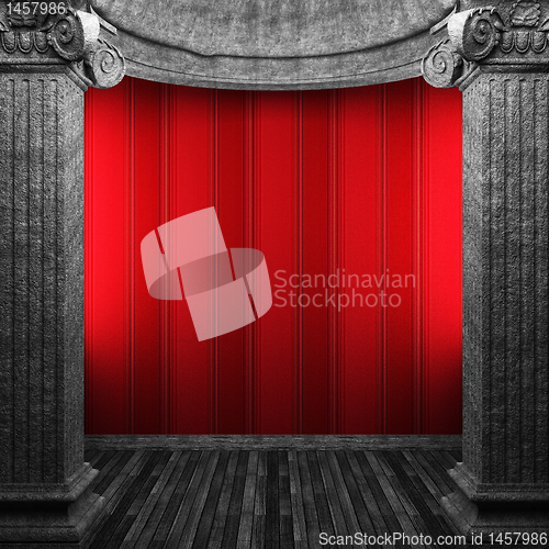 Image of stone columns and wallpaper