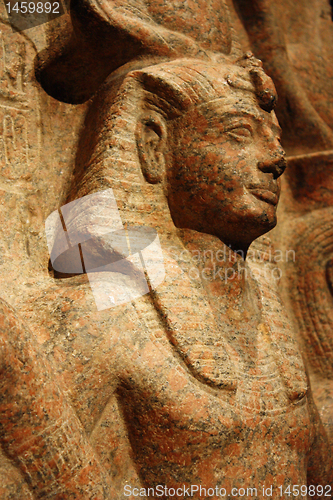 Image of Statue of Ramesses II with Amun and Hathor - Ramesesses close