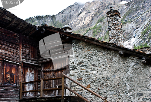 Image of Alpine house - detail