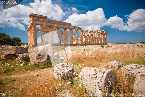 Image of Greek temple in Selinunte