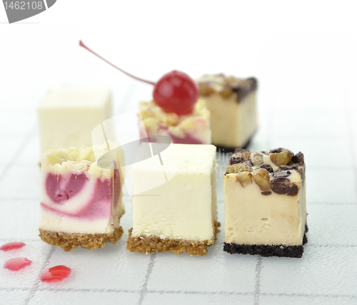 Image of Cheesecake Slices