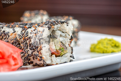 Image of Sushi with sesame