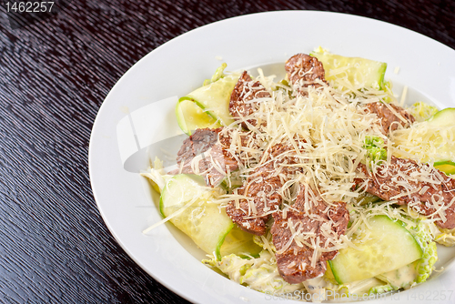 Image of Salad with beef