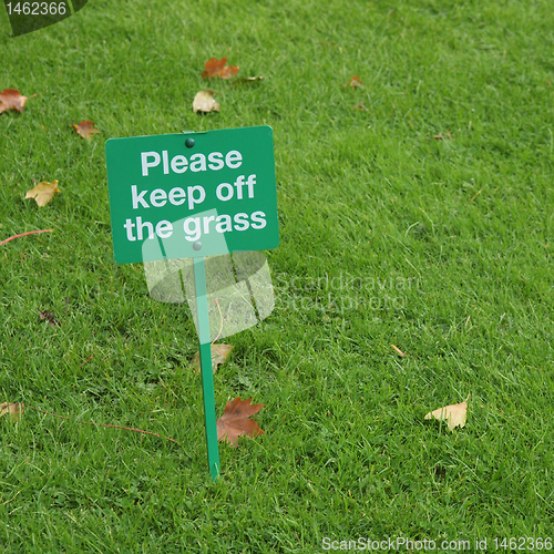 Image of Keep off the grass sign