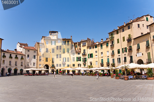 Image of Tuscan historic architecture