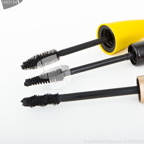 Image of mascara brushes