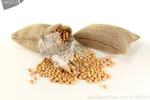 Image of dried yellow peas