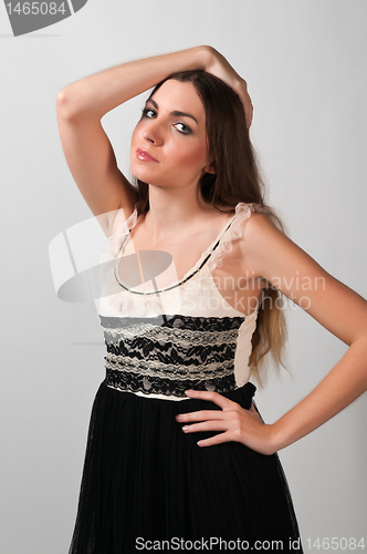 Image of Brunette