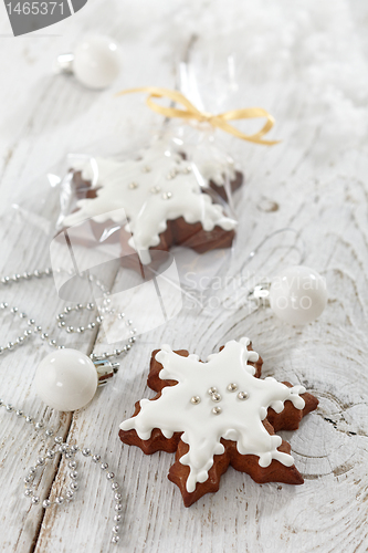 Image of gingerbread and christmas decorations