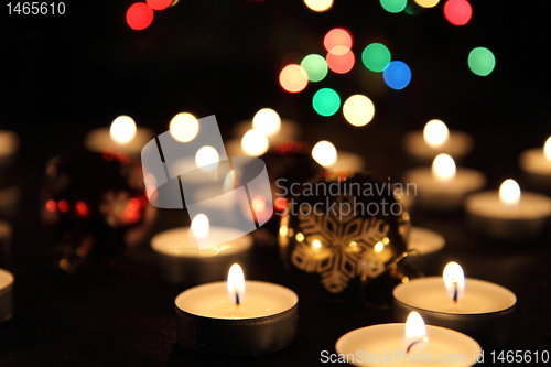 Image of candles and the christmas tree